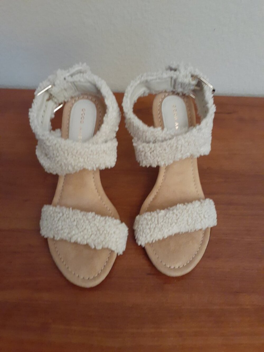Good American Sherpa Heel Sandals